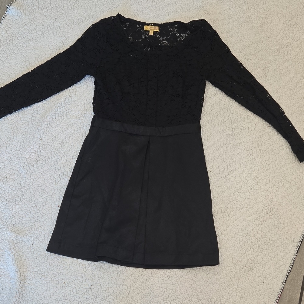 Princess Vera Wang Black Lace Long Sleeve Mini Dress Size 9 Mixed Media Cocktail
